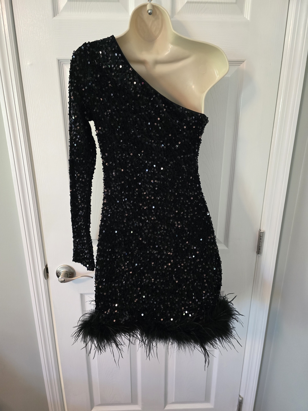 Fashion Nova Black One-Shoulder Sequin Mini Dress with Feather Trim - Picture 5 of 7